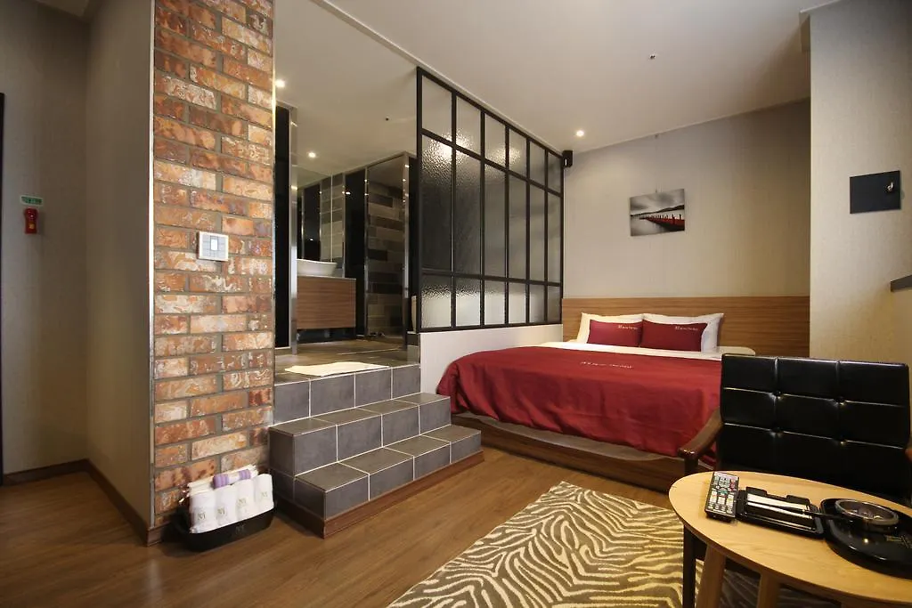 The May Hotel Busan