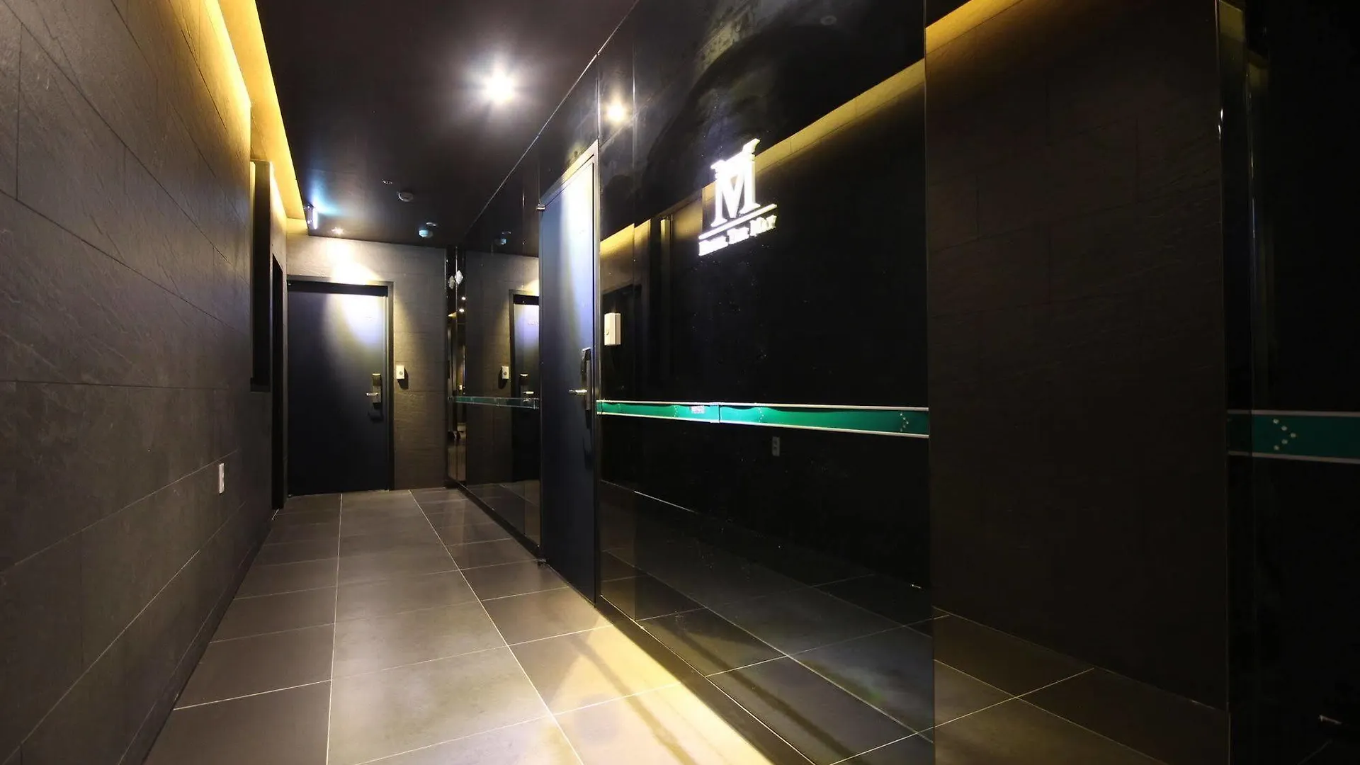 삼락동 더 메이 호텔 부산광역시